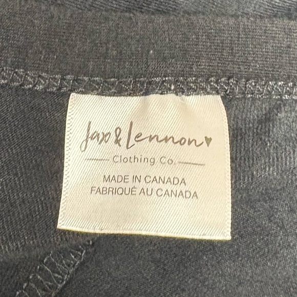 Jax & Lennon Robe - Picture 5 of 6